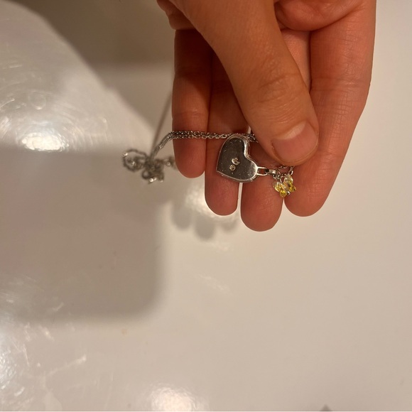 Swarovski heart necklace - Picture 5 of 8